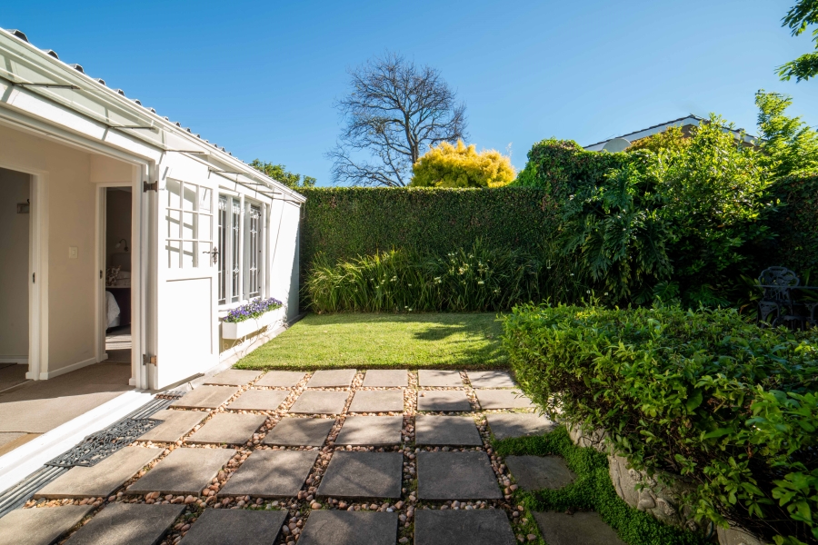 8 Bedroom Property for Sale in Claremont Western Cape